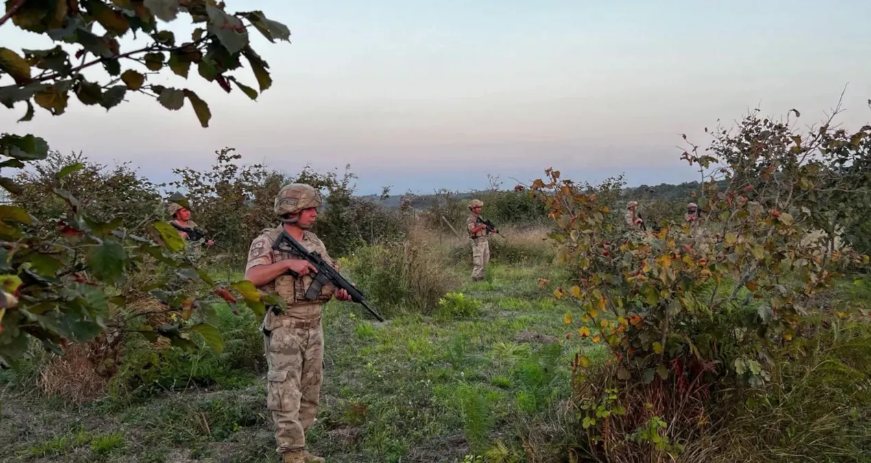 Kilosu 450 bin liradan satılınca jandarma gece gündüz tarlada nöbet tuttu